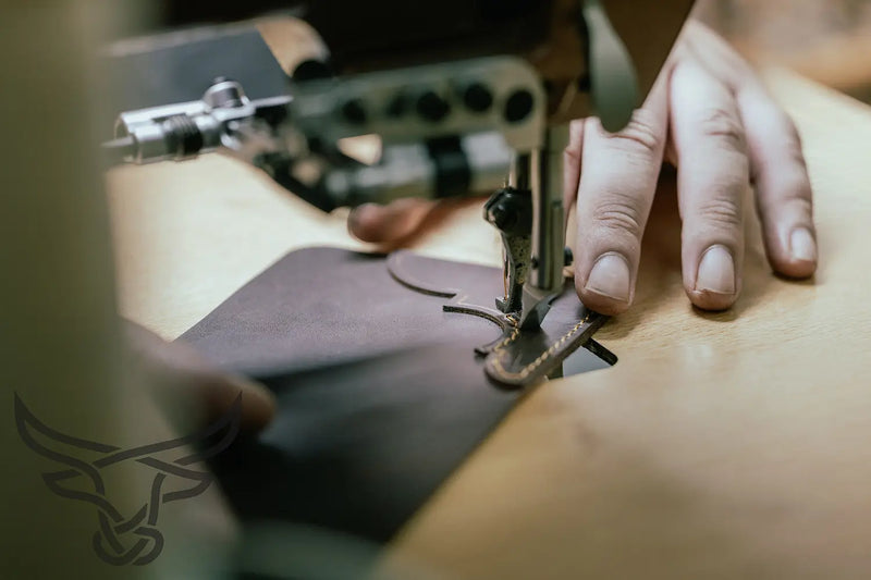 10 Signs of Expert Craftsmanship That Separate Quality Leather Wallets From Cheap Ones — Bull Sheath Leather