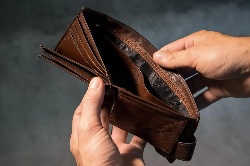 The Perfect Men's Wallet for 2023 - Find Your Perfect Fit! — Bull Sheath Leather