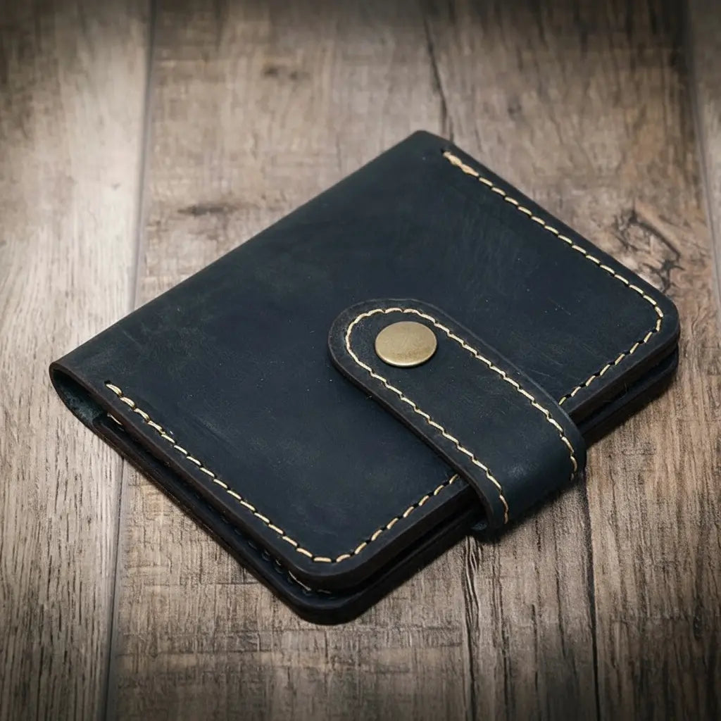 Victory Ladies Minimalist Wallet Black - Interior View - Bull Sheath Leather