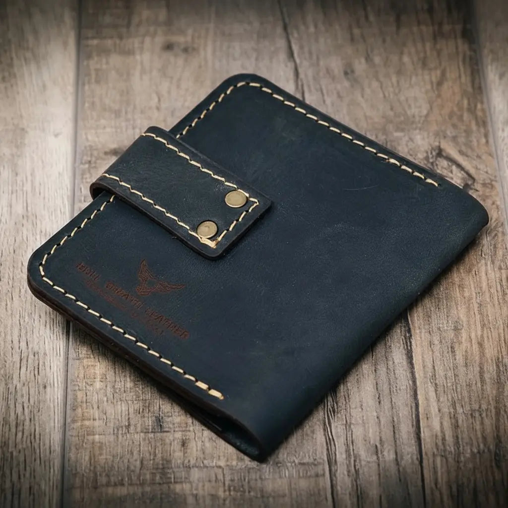 Victory Ladies Minimalist Wallet Black - Side Profile - Bull Sheath Leather