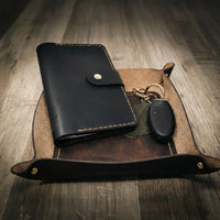 Valet Tray - Detail Shot - Bull Sheath Leather